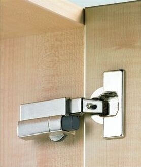Deurdemper voor halfvoorliggende deuren (bocht 9,5 mm)